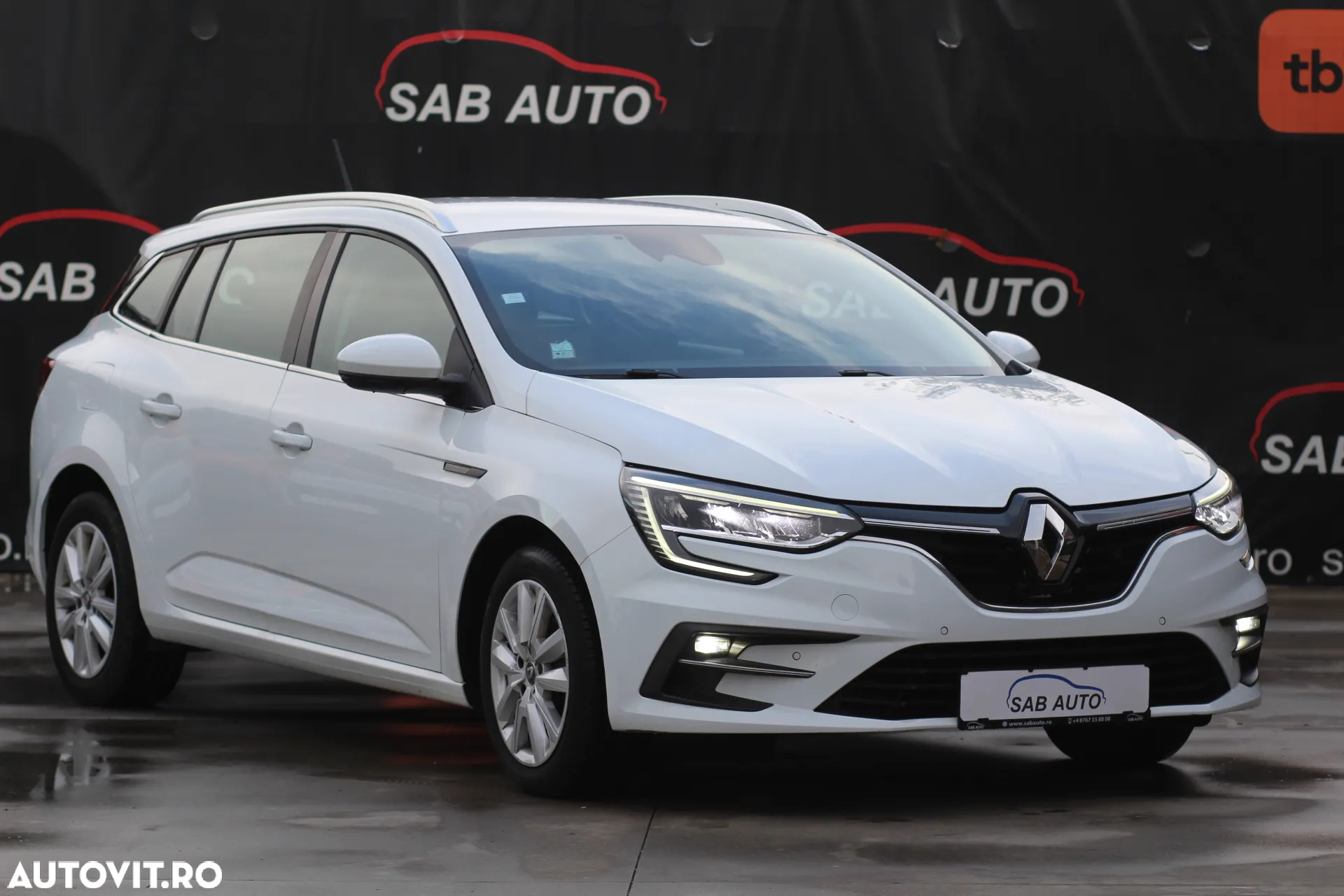 Renault Megane Grandtour BLUE dCi 115 BUSINESS EDITION - 2