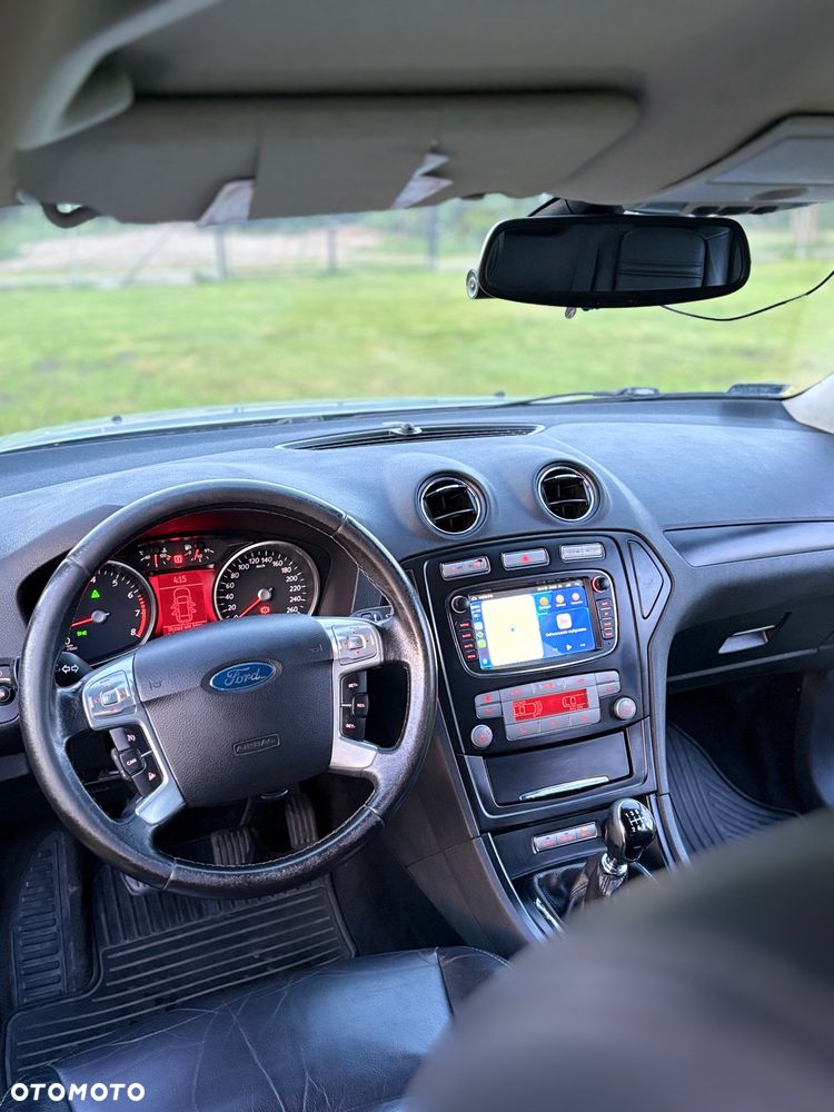 Ford Mondeo 2.5 Ghia X - 23