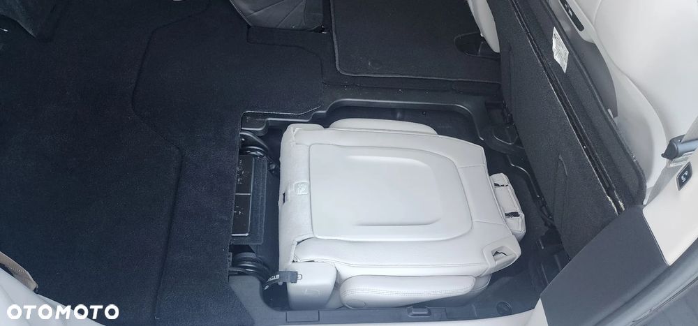 Chrysler Pacifica - 3