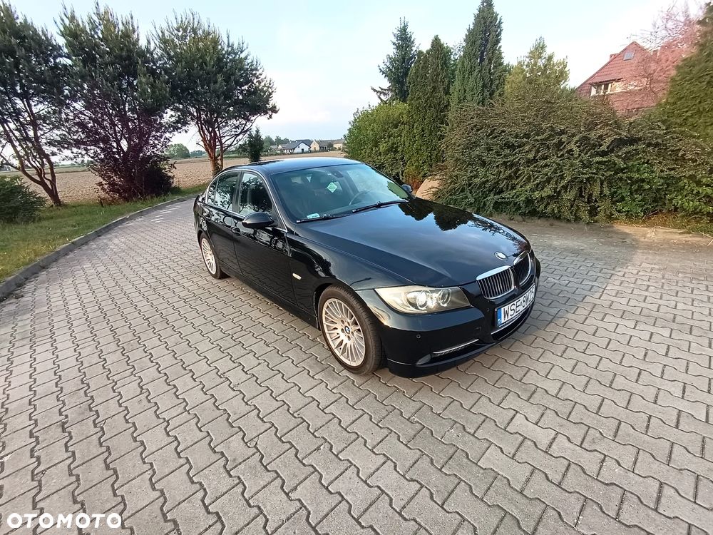 BMW Seria 3 325i - 2