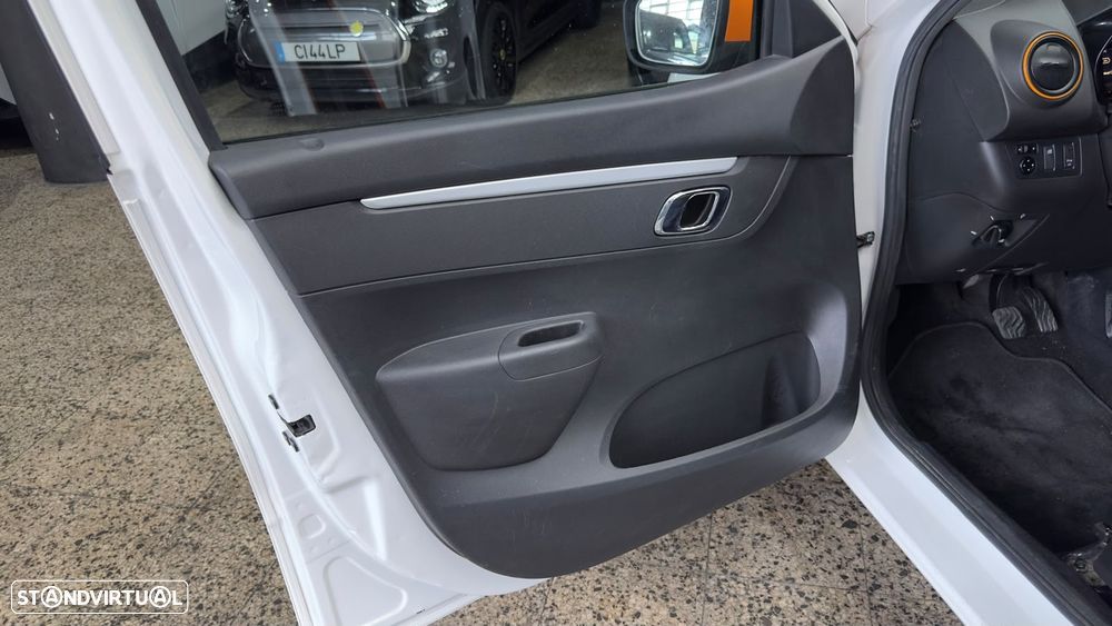 Dacia Spring Comfort Plus - 21