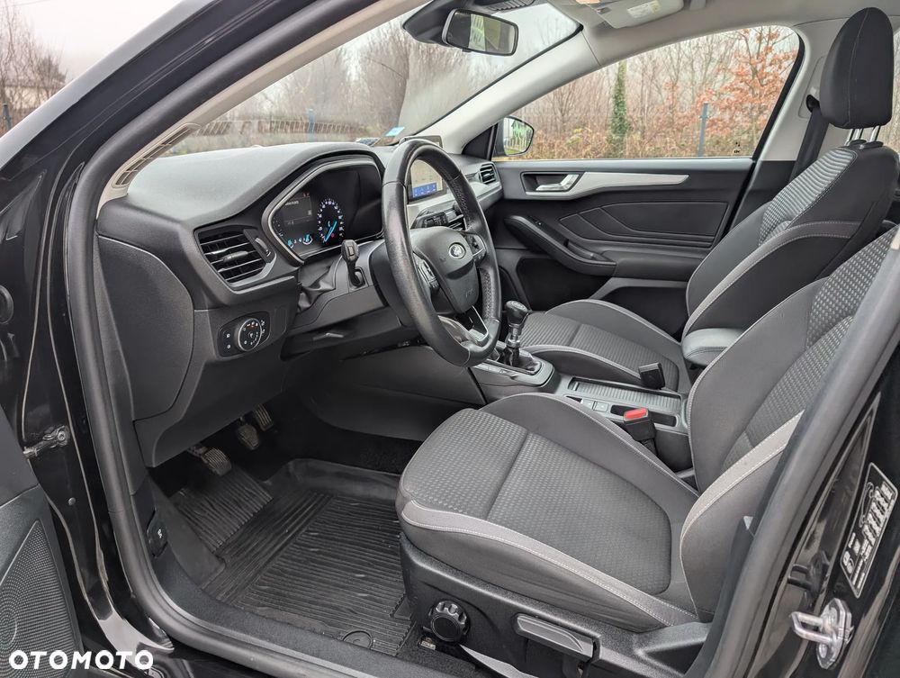 Ford Focus 1.5 EcoBlue Connected - 17
