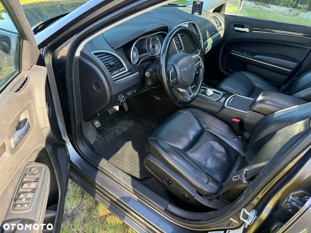 Chrysler 300 - 28