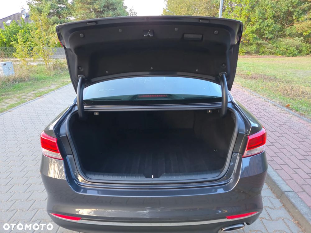 Kia Optima 1.7 CRDI M - 16