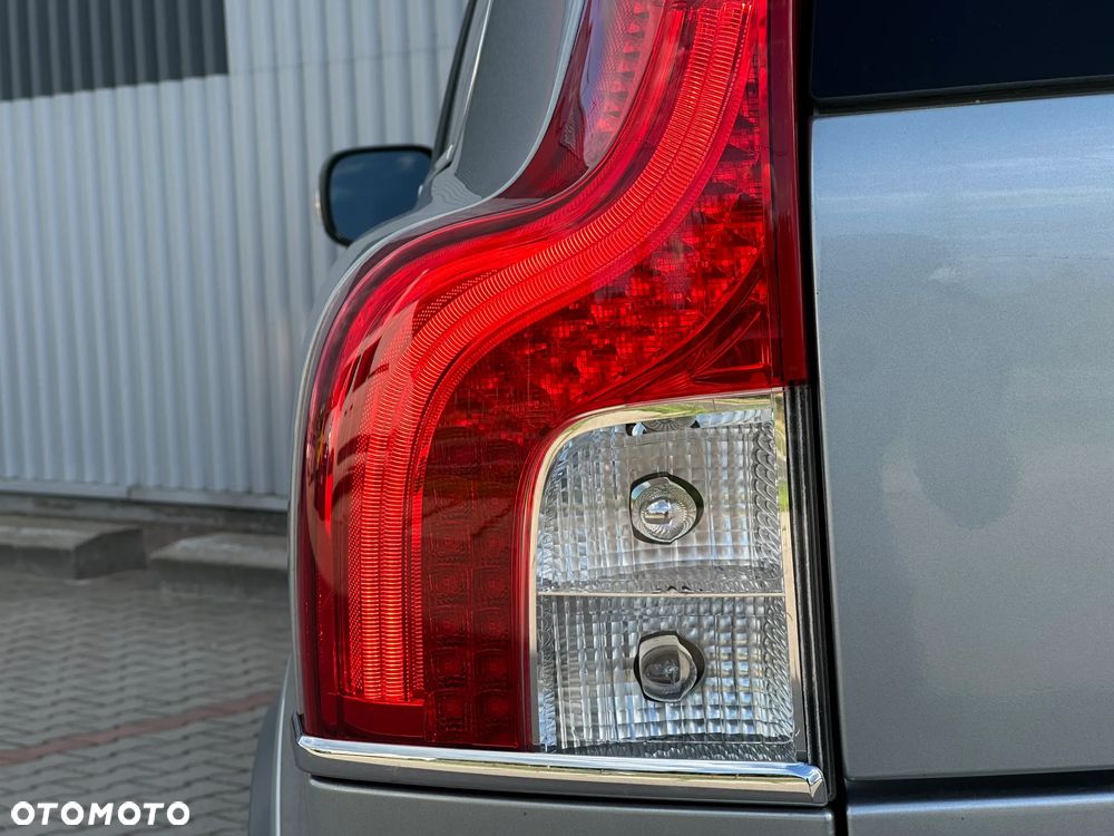 Volvo XC 90 3.2 AWD Geartonic Summum - 34