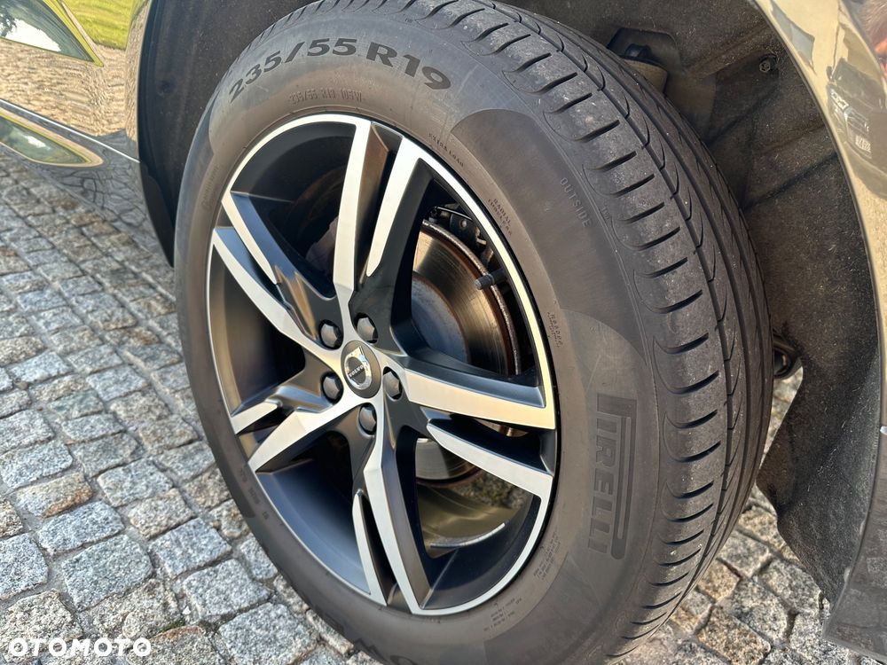 Volvo XC 60 D4 SCR R-Design - 8