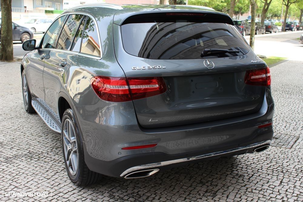 Mercedes-Benz GLC 350 e 4Matic 7G-TRONIC AMG Line - 11