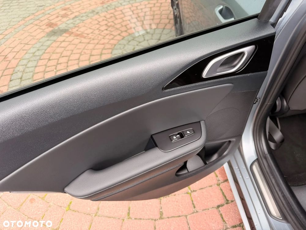 Kia ProCeed 1.5 T-GDI DCT7 OPF (48V Mild Hybrid) GT Line - 30