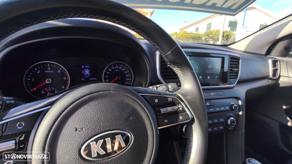 Kia Sportage 1.6 CRDi ISG MHEV Urban - 24