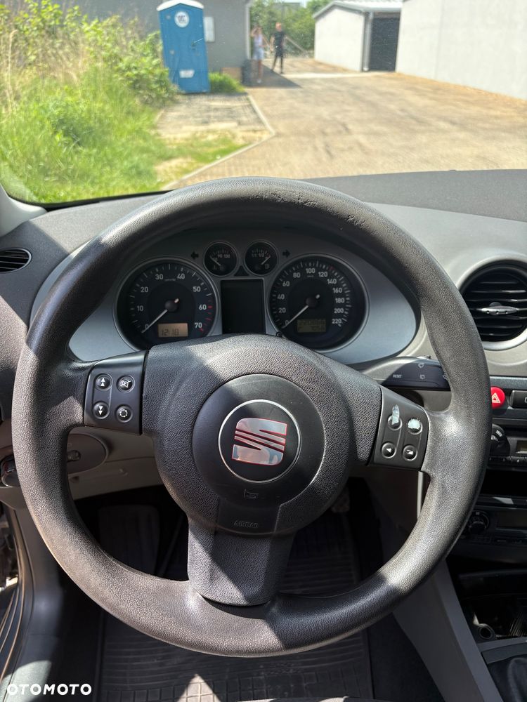Seat Ibiza SC 1.2 12V Style - 16