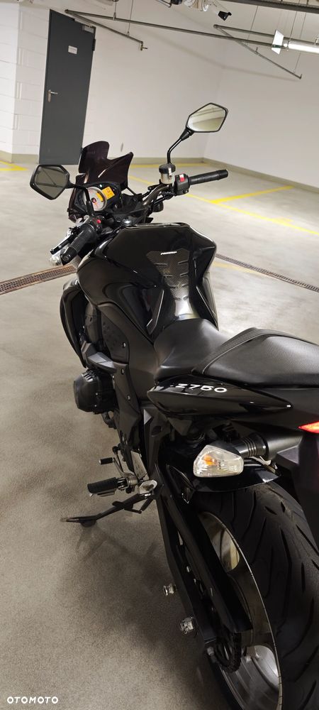 Kawasaki ZR - 5
