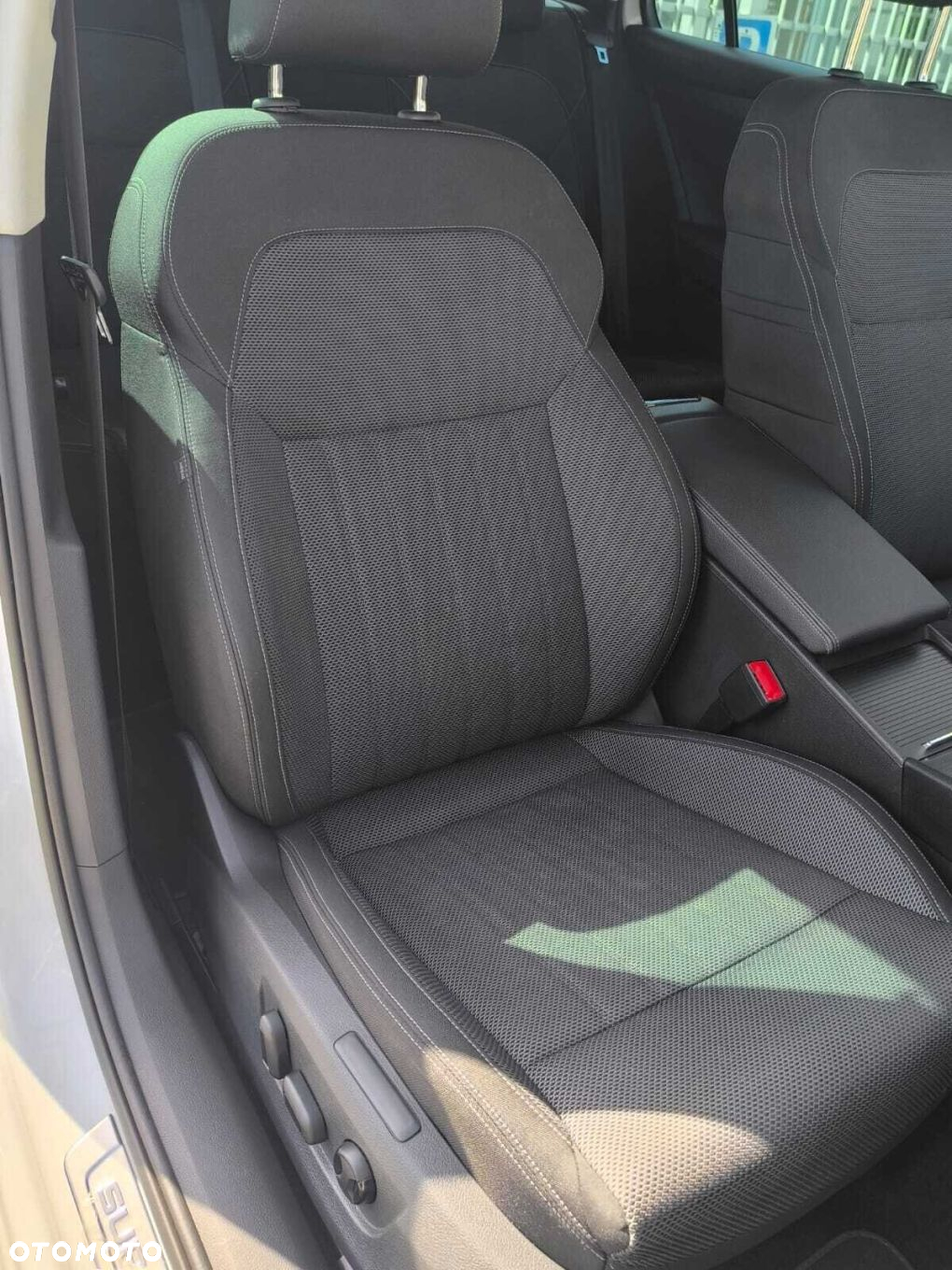 Skoda Superb 2.0 TDI SCR Style DSG - 37