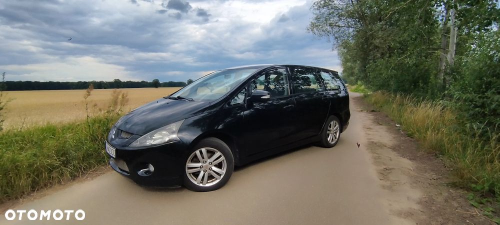 Mitsubishi Grandis 2.4 Intense - 5