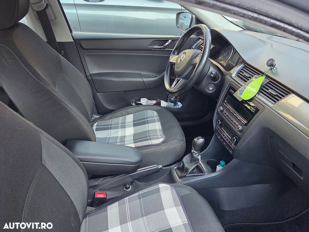 Skoda RAPID 1.2 TSI Ambition - 9