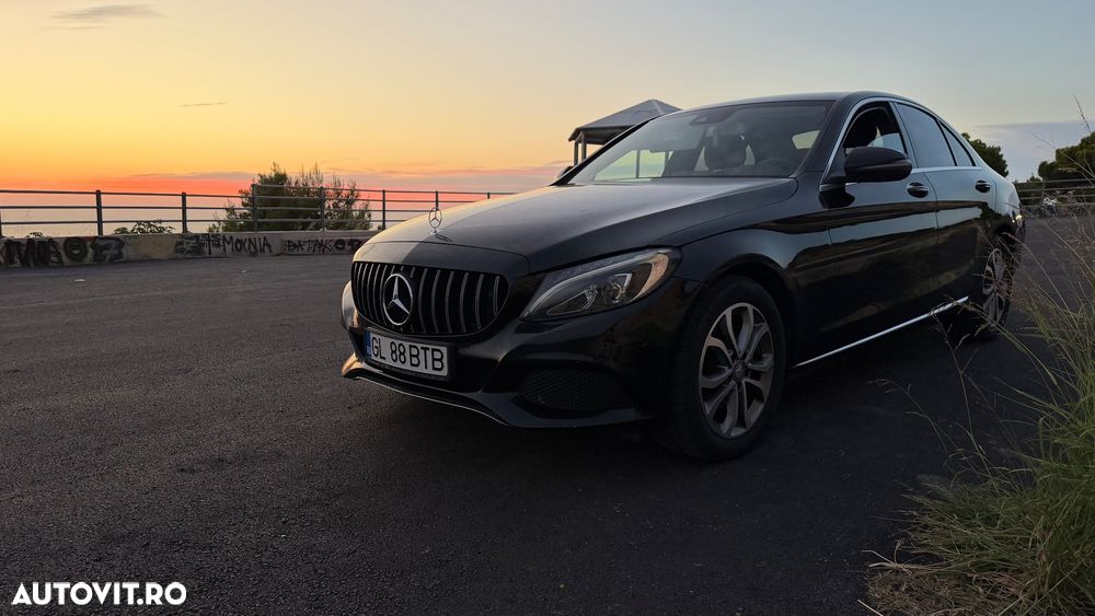 Mercedes-Benz C - 33