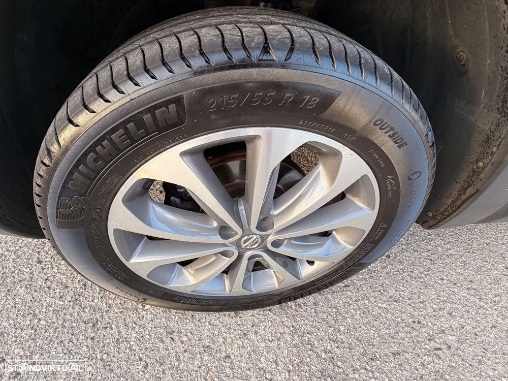 Nissan Qashqai 1.6 dCi DPF S&S 360 - 27