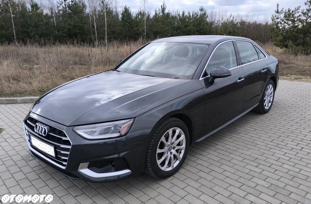 Audi A4 Limousine 40 TFSI S tronic - 4