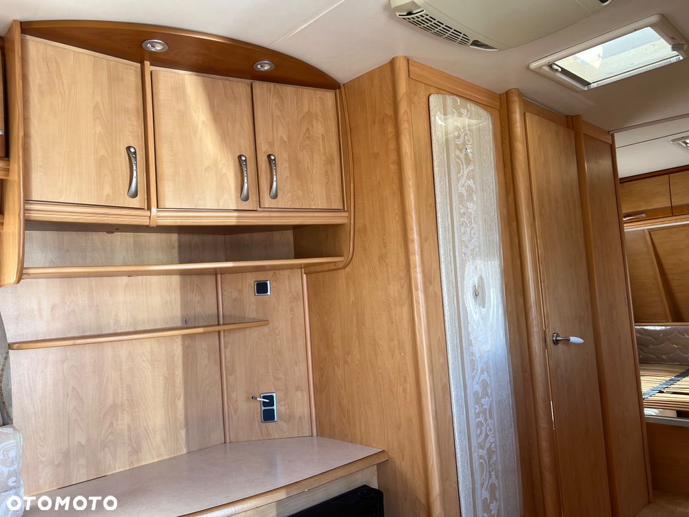 Caravelair Prestige LUX IV 610 2008r.  i inne / Dethleffs Emotion Silver 700 VIP i / Hobby Premium 610 2013 i / Fendt Diamant 590 2012 i /Tabbert Vivaldi 450 i/ LMC Kondor VIP 650 - 24