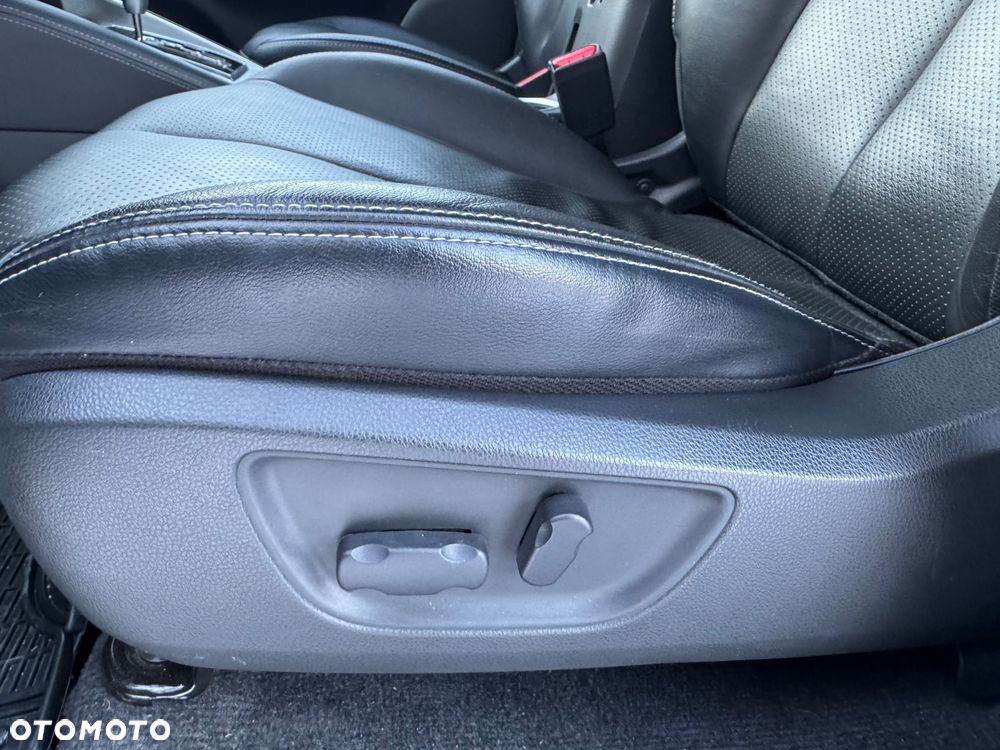 Mitsubishi L200 2.2 d DC Instyle Plus - 18