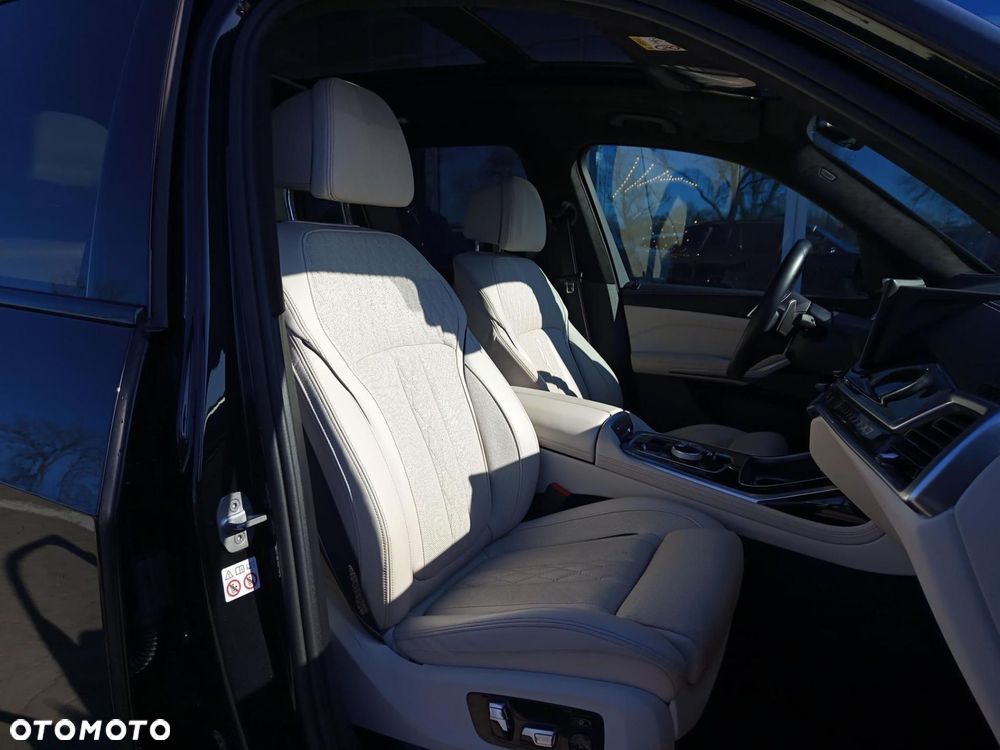 BMW X7 - 20