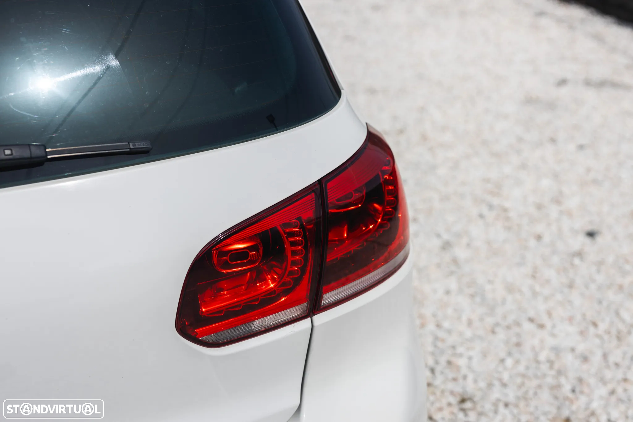 VW Golf 2.0 TSi GTI DSG - 17