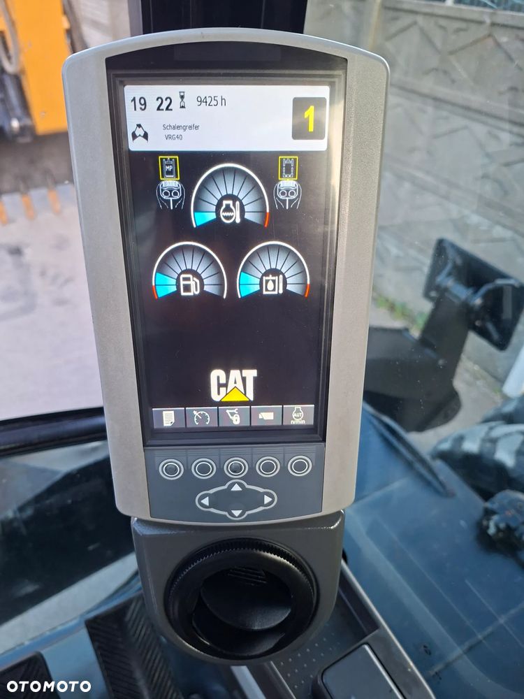 Caterpillar CAT M 322 D - 40