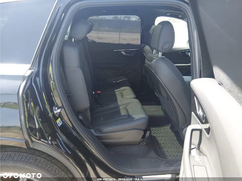 Audi Q7 - 8