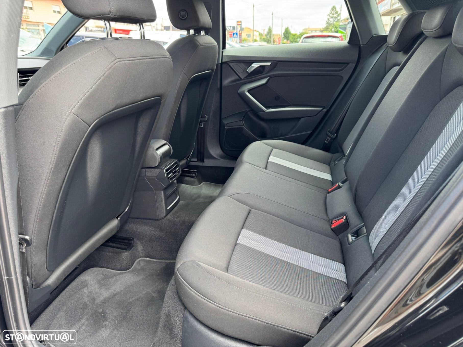 Audi A3 Sportback 30 TFSI Advanced - 10