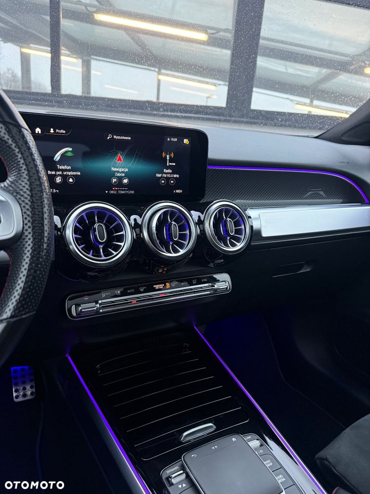 Mercedes-Benz GLB 220 d 4Matic 8G-DCT AMG Line - 27