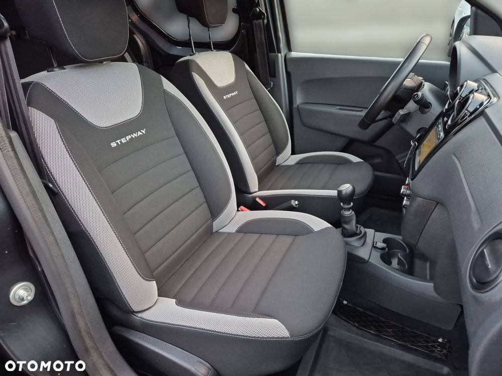 Dacia Dokker 1.3 TCe Stepway - 12