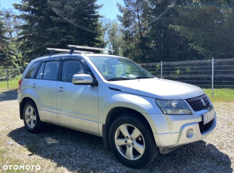 Suzuki Grand Vitara 2.4 De Luxe EU5 - 2