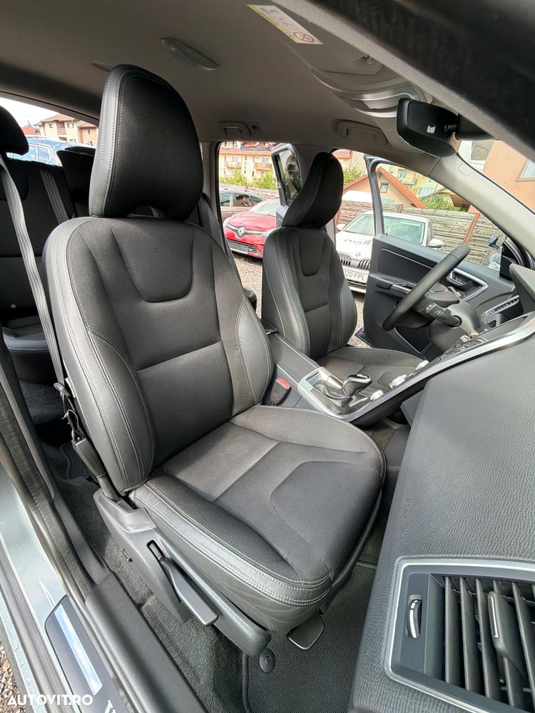 Volvo XC 60 D4 Geartronic Summum - 35