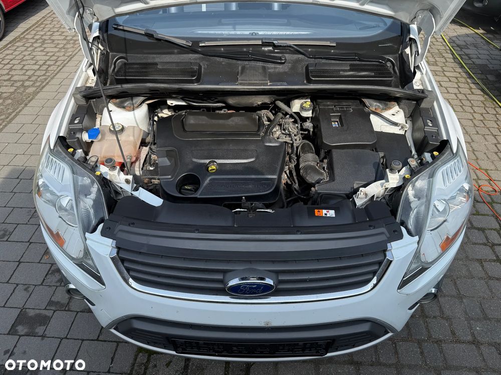 Ford Kuga - 31