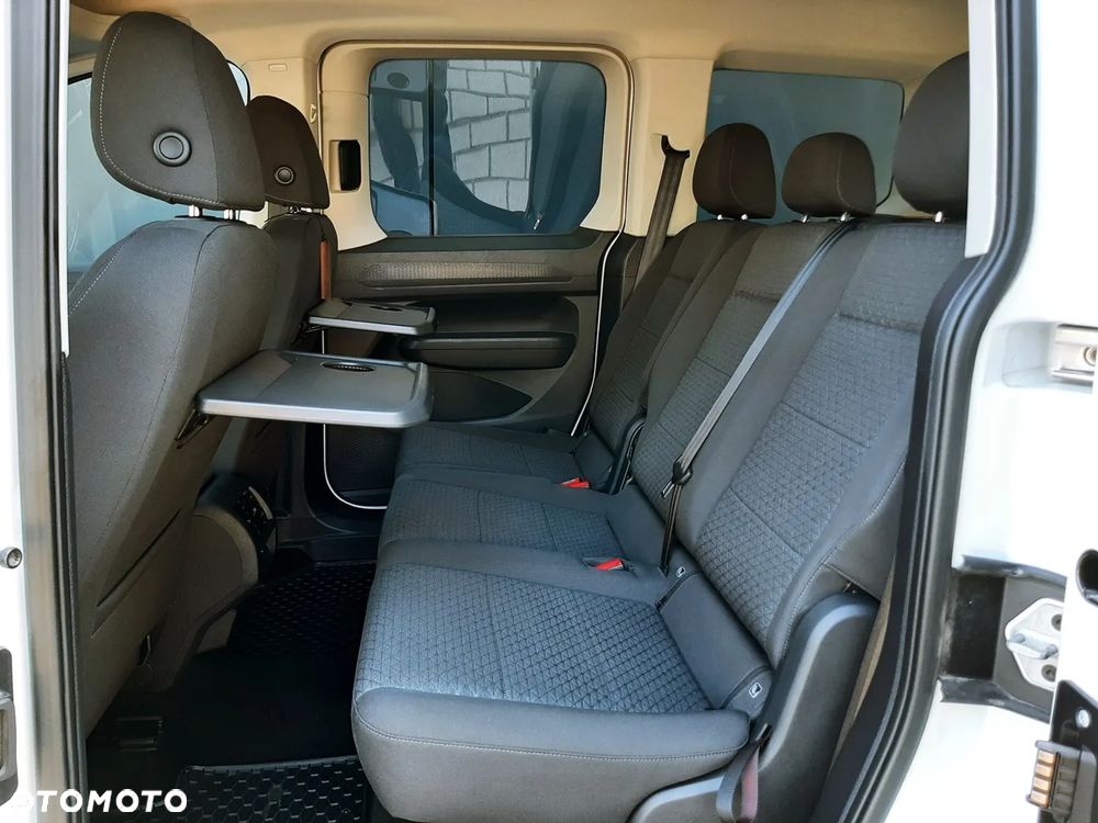 Ford Tourneo Connect 2.0 EcoBlue Titanium - 15