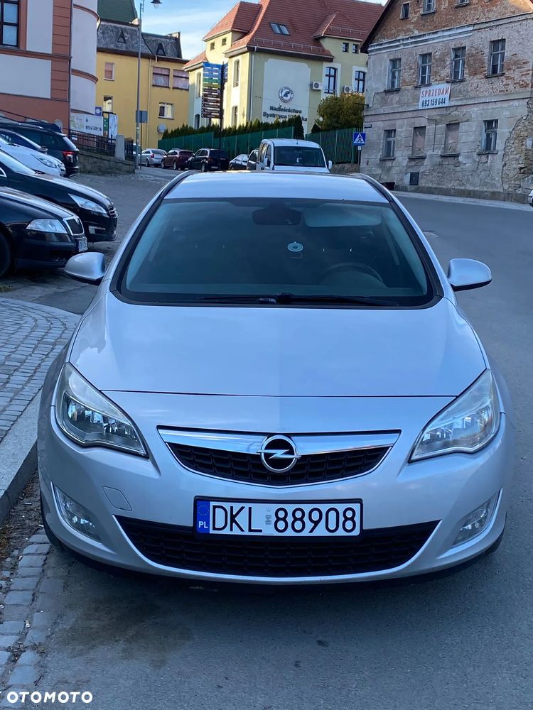 Opel Astra 1.3 CDTI DPF EcoFLEX Start/Stop Design Edition - 6
