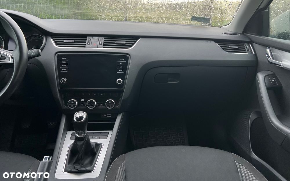 Skoda Octavia 1.6 TDI SCR Ambition - 16