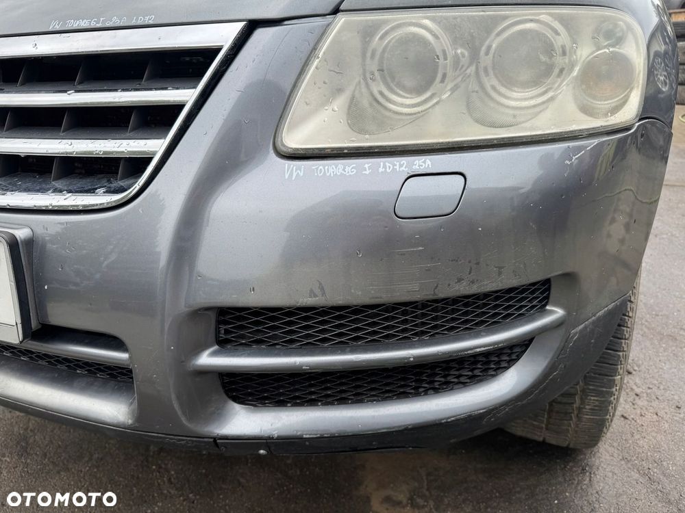 VW TOUAREG I ZDERZAK PRZÓD PRZEDNI LD7Z - 9