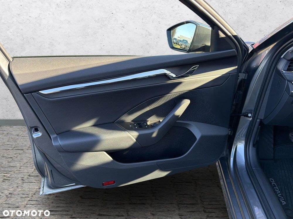 Skoda Octavia 1.5 TSI ACT Style - 11