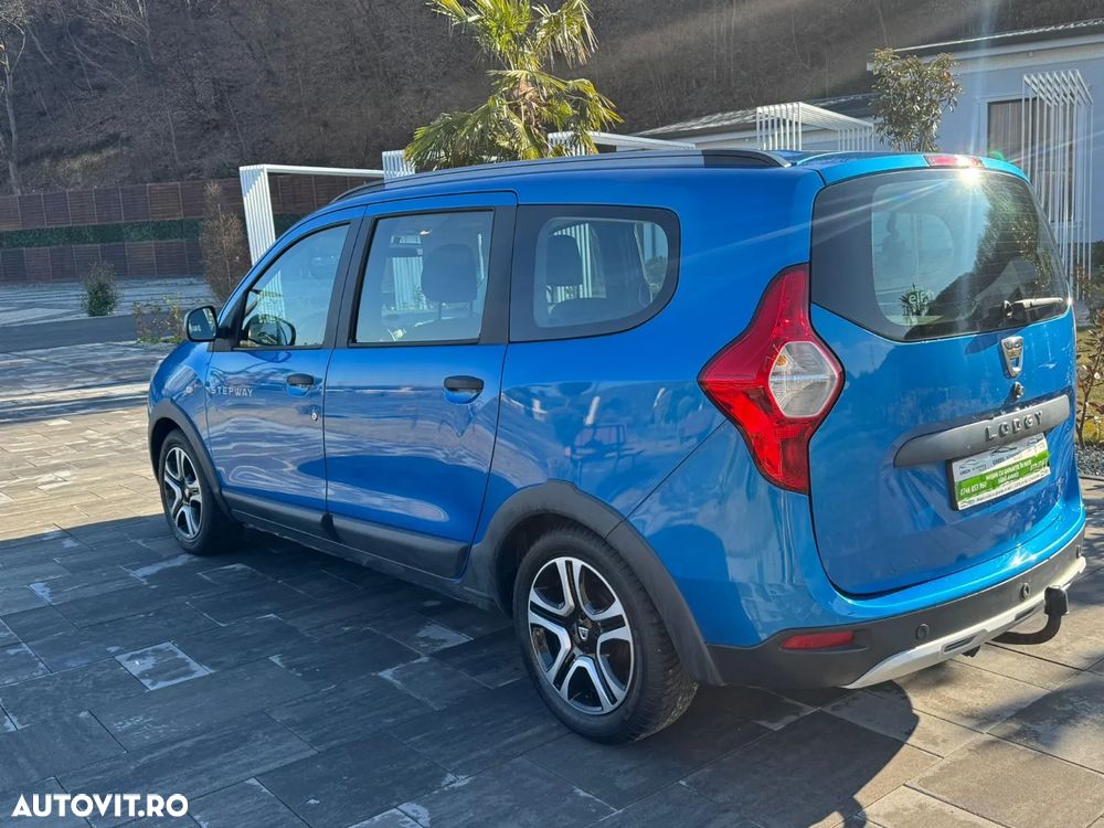 Dacia Lodgy 1.2 TCe 115 CP Stepway - 4