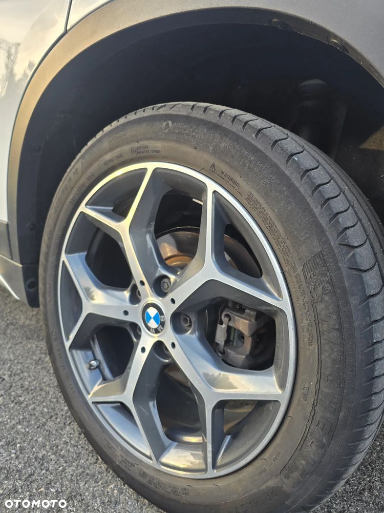 BMW X1 xDrive18d - 10