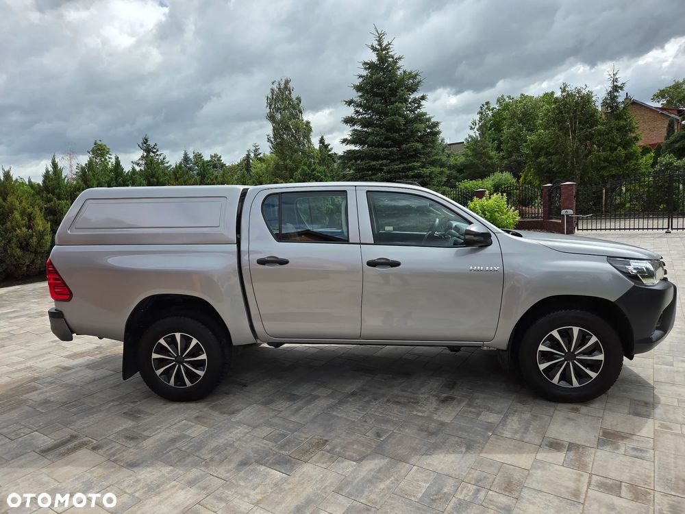 Toyota Hilux - 7