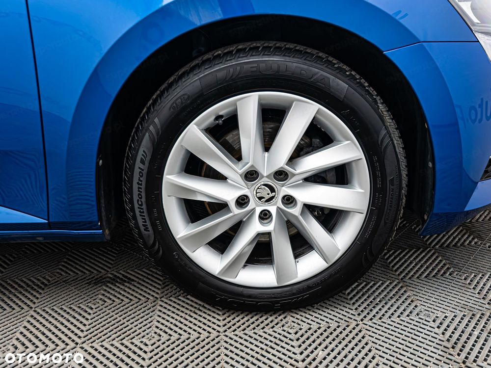 Skoda Superb 2.0 TDI SCR 4x4 Style DSG - 32
