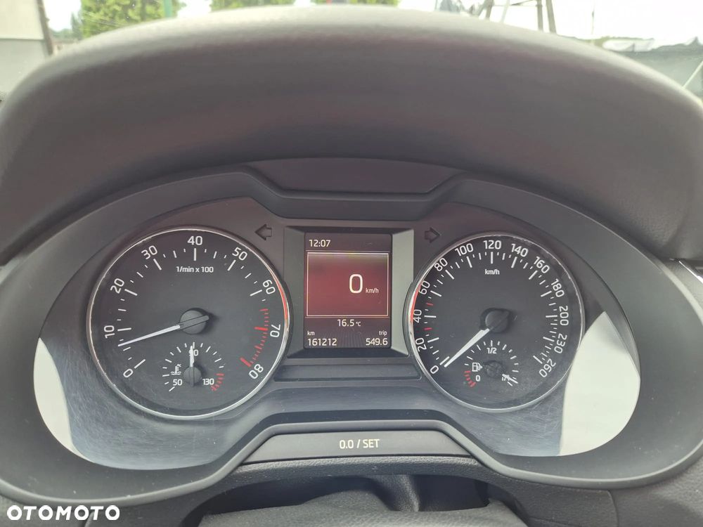 Skoda Octavia - 8
