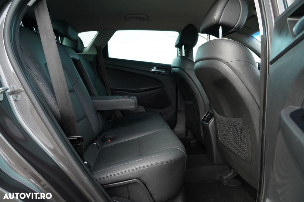 Hyundai Tucson 2.0 CRDI 4WD Automatik Style - 15