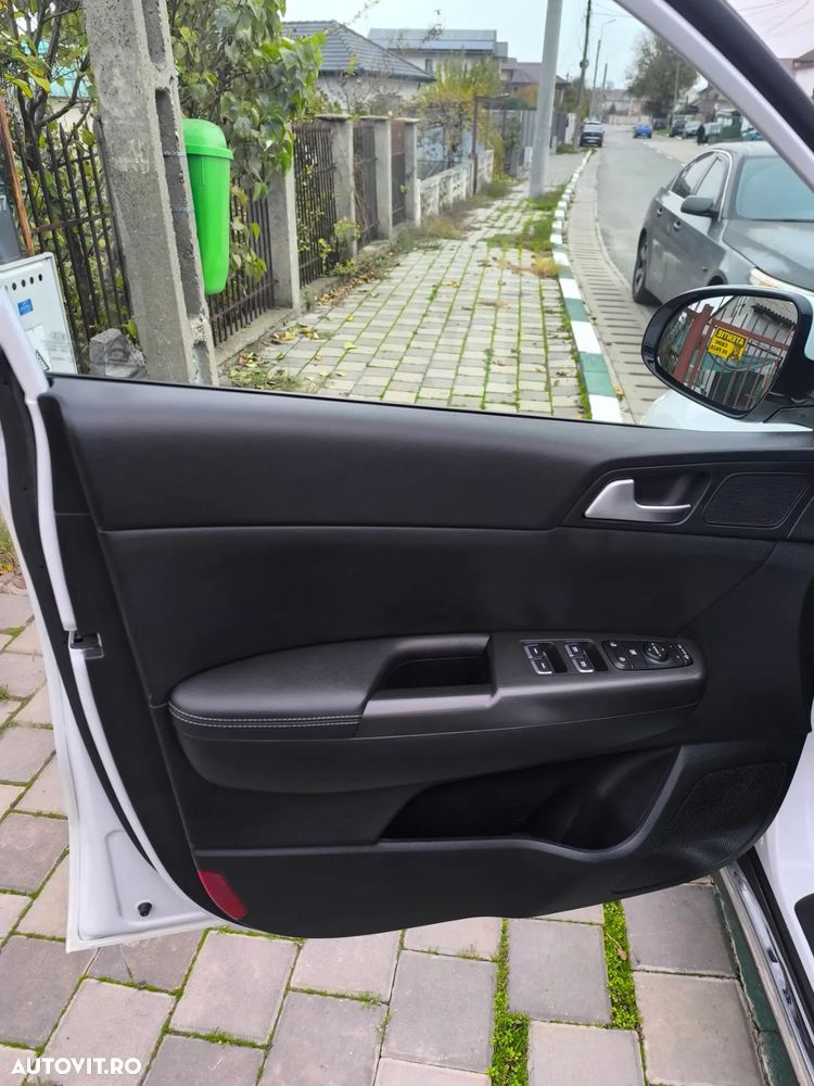 Kia Sportage 1.6 DSL 7DCT HP 4x4 Style - 30