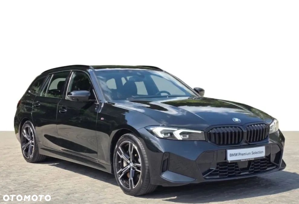 BMW Seria 3 330i xDrive M Sport - 4