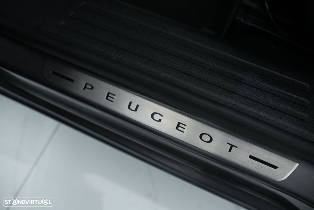 Peugeot 2008 - 24