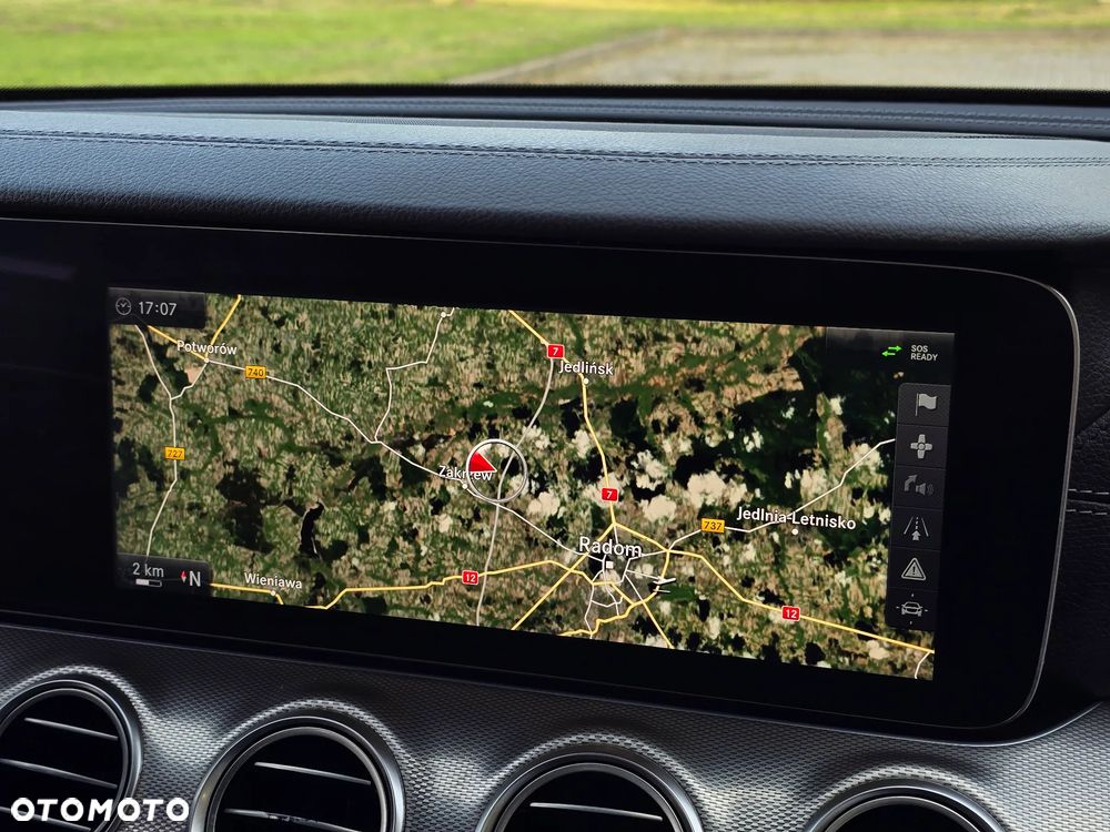 Mercedes-Benz Klasa E 220 d T 9G-TRONIC AMG Line - 30