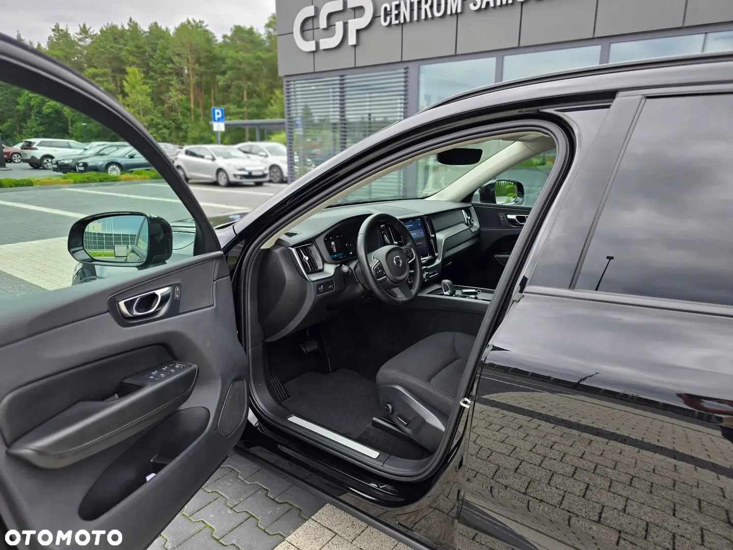 Volvo XC 60 D4 Momentum Pro - 16
