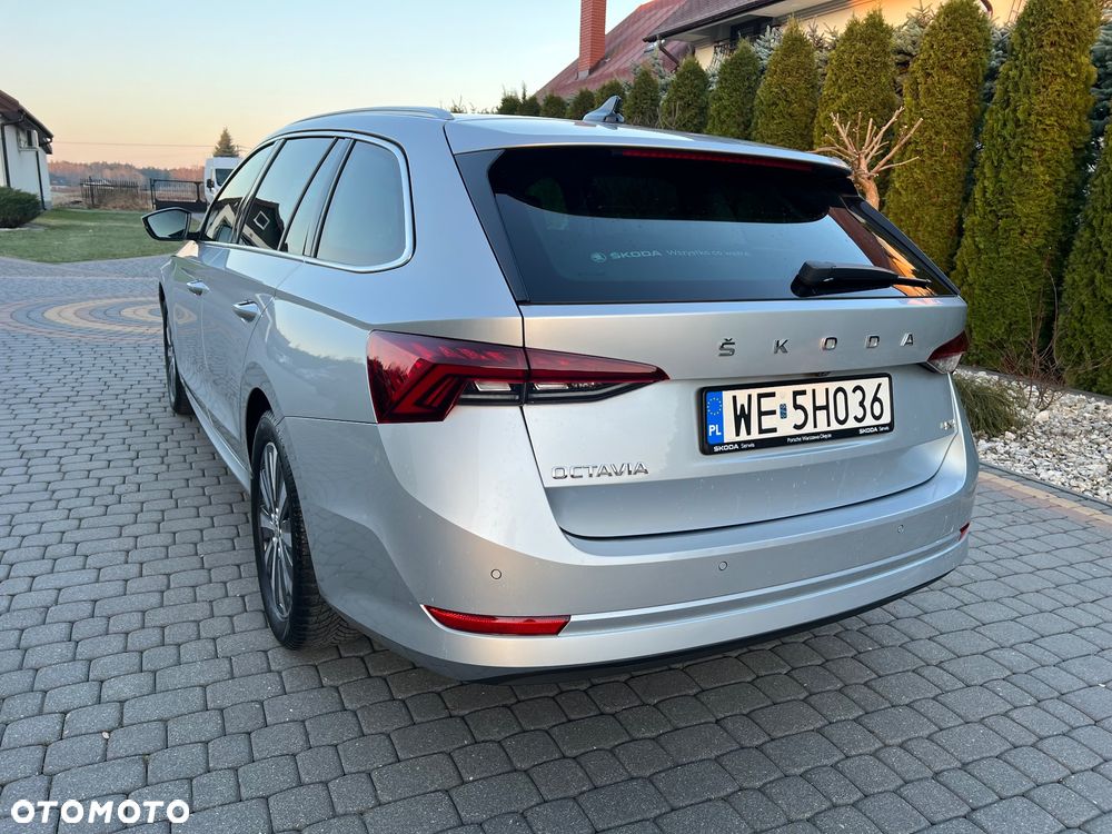 Skoda Octavia 2.0 TSI 4x4 Style DSG - 9